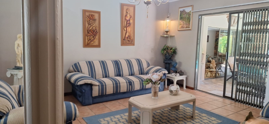 4 Bedroom Property for Sale in Beacon Bay Eastern Cape